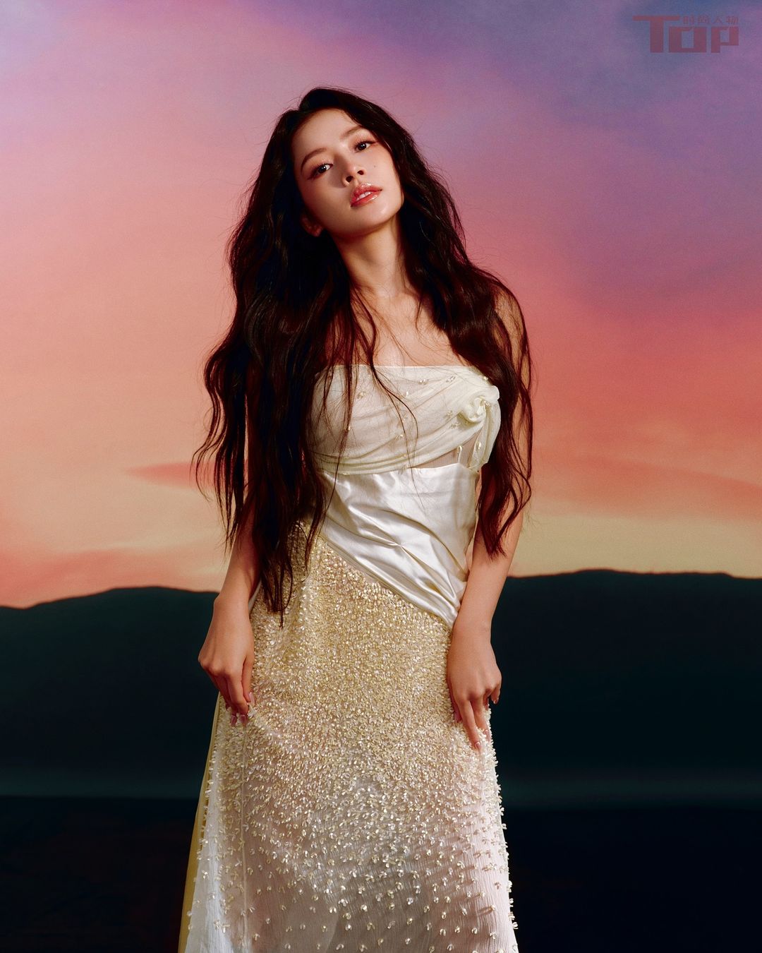 Chi Pu var tyvärr  Chi Pu bị 'dìm dáng' đáng tiếc khi đứng cạnh Mina nhóm TWICE- Ảnh 8.