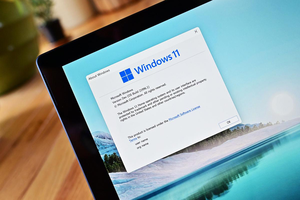 Microsoft vội vã thu hồi bản cập nhật Windows 11