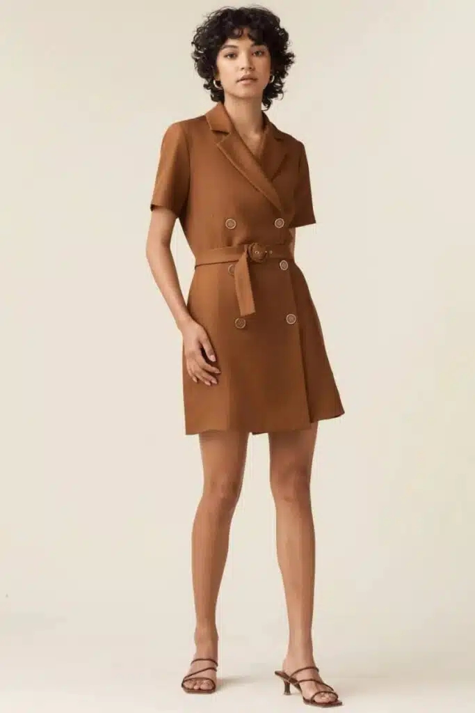 Monokróm, monokróm öltözék - hogyan tehetik a követők gyorsan elegánssá a megjelenésüket - 10. kép. Monochrome, trang phục đơn sắc - cách tín đồ nhanh chóng sở hữu vẻ thanh lịch- Ảnh 10.