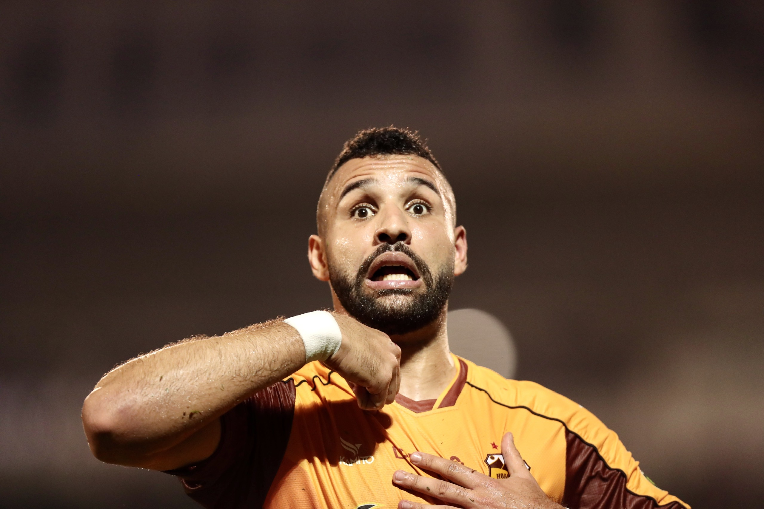 Classificação da V-League 2023-2024: Bônus total de 9,5 bilhões para Nam Dinh, Binh Dinh e Hanoi - Foto 2. Bảng xếp hạng V-League 2023 - 2024: Tổng thưởng 9,5 tỉ cho Nam Định, Bình Định và Hà Nội- Ảnh 2.