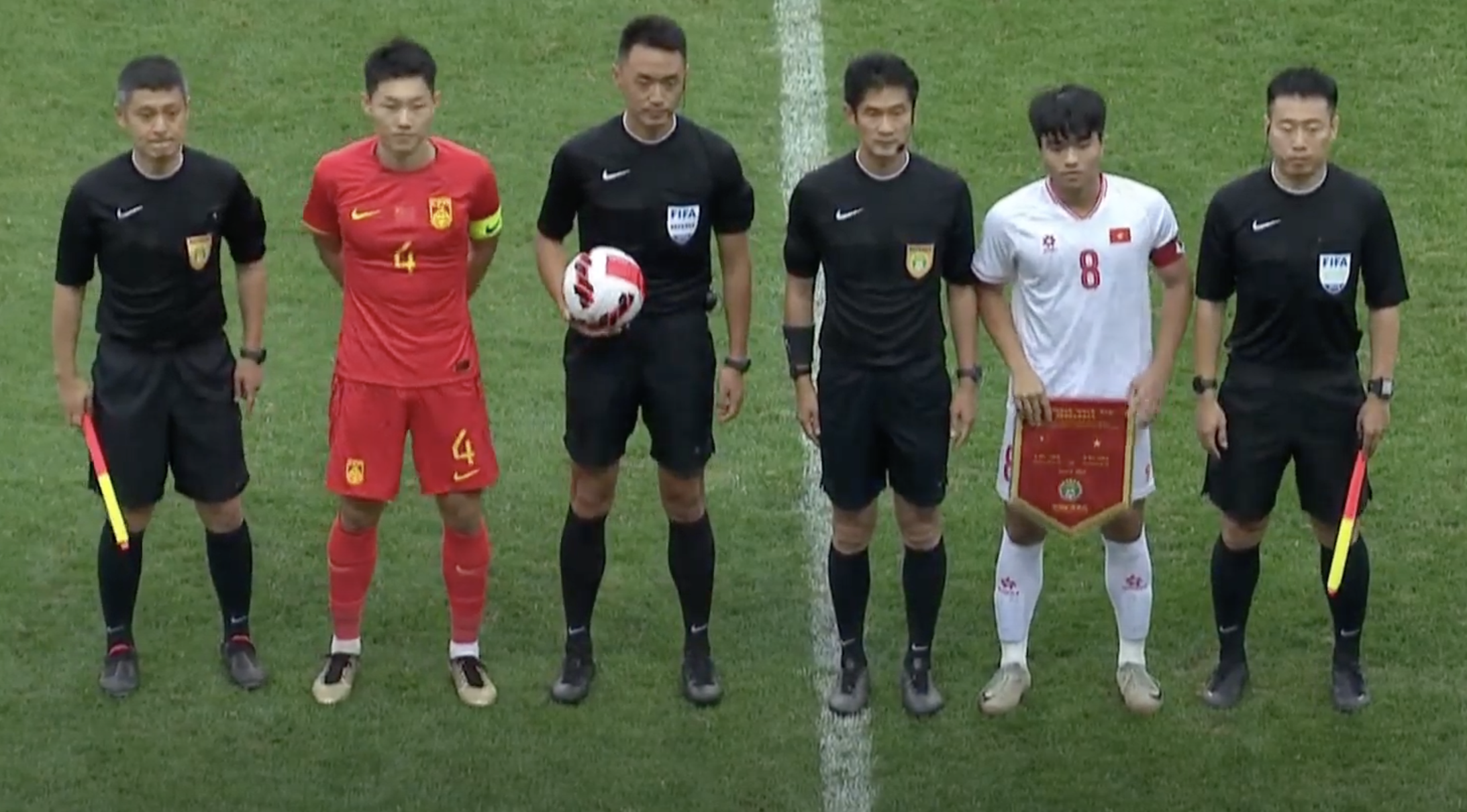 U.19 Việt Nam chơi đầy nỗ lực, chủ nhà U.19 Trung Quốc chỉ thắng sát nút - Ảnh 1.