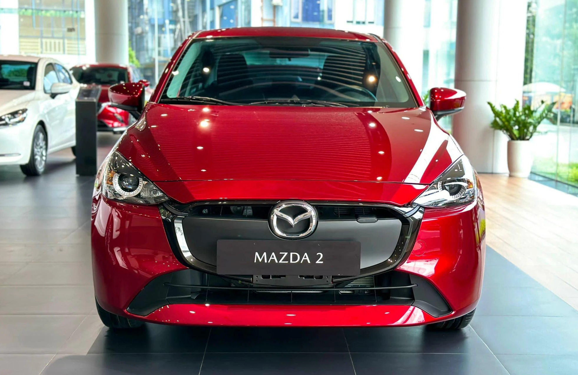  Mazda2 bám sát Toyota Vios, Hyundai Accent hụt hơi - Ảnh 2.