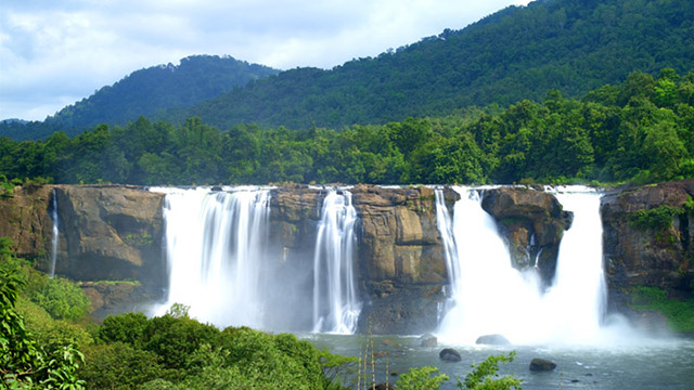 Let's explore amazingly beautiful waterfalls in India - Photo 2.