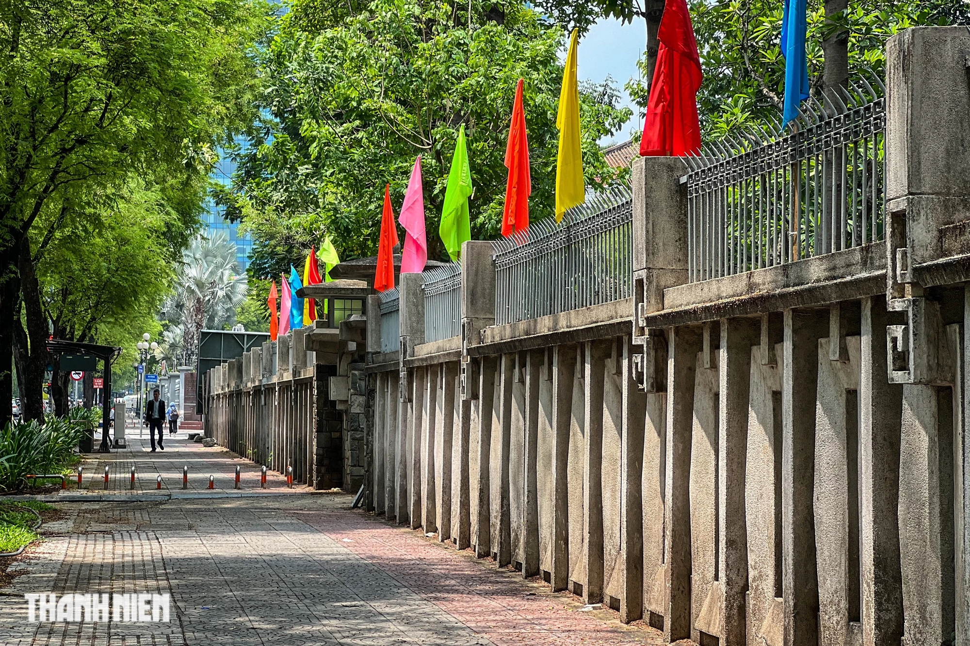 Bên trong thư viện công cộng đầu tiên ở Việt Nam hoạt động đến ngày nay- Ảnh 15.