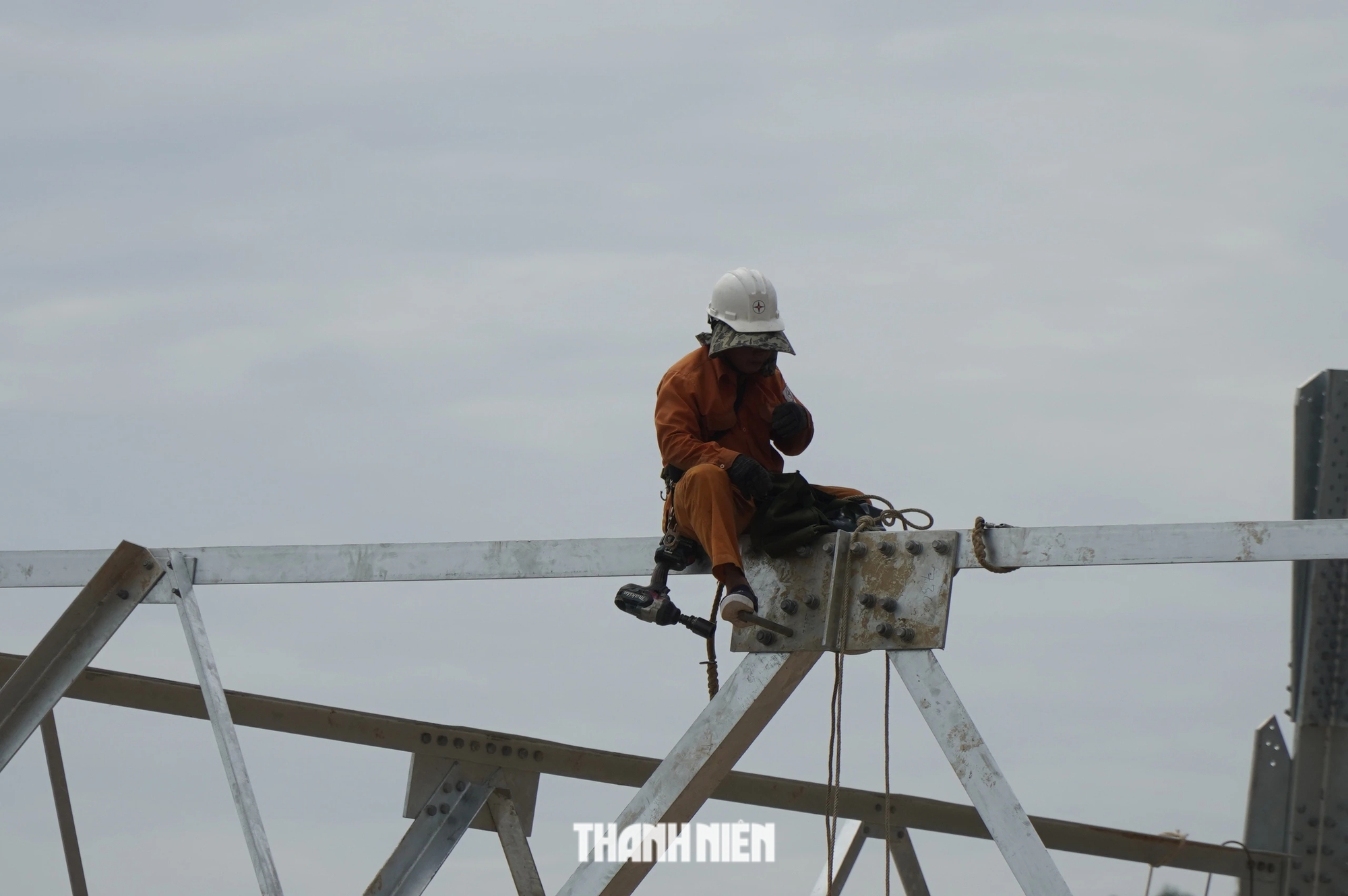 Khí thế hừng hực trên công trường đường dây 500kV mạch 3- Ảnh 16.