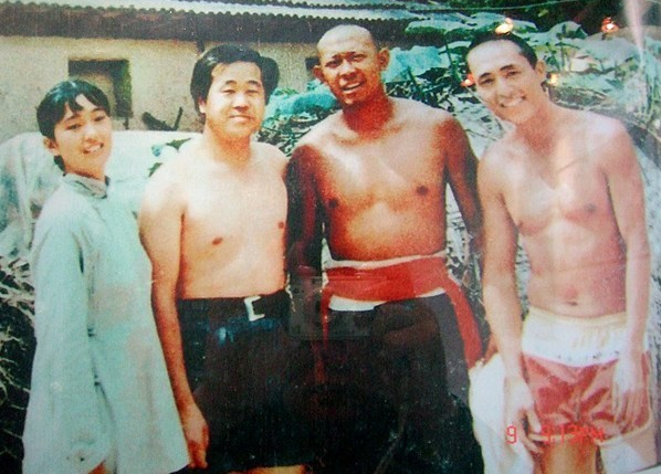 'Cao lương đỏ': Bộ phim khiến Trương Nghệ Mưu 'điêu đứng' trước khi vang danh- Ảnh 1. 'Cao lương đỏ': Bộ phim khiến Trương Nghệ Mưu 'điêu đứng' trước khi vang danh- Ảnh 1.