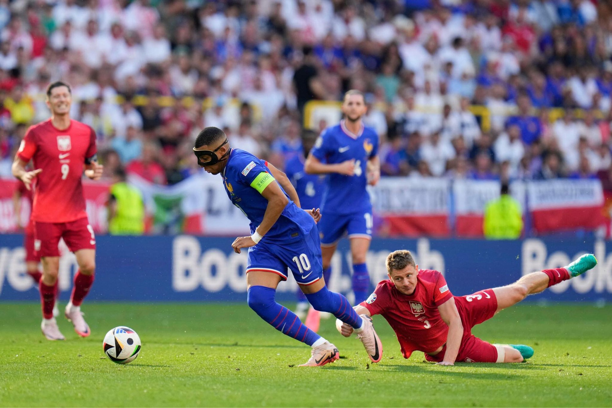 Mbappe chưa tỏa sáng tại EURO 2024: Gánh nặng của thiên tài