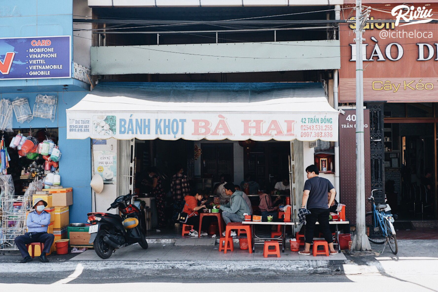 Toko banh khot yang menarik di Vung Tau - Foto 1. Những tiệm bánh khọt hấp dẫn tại Vũng Tàu- Ảnh 1.