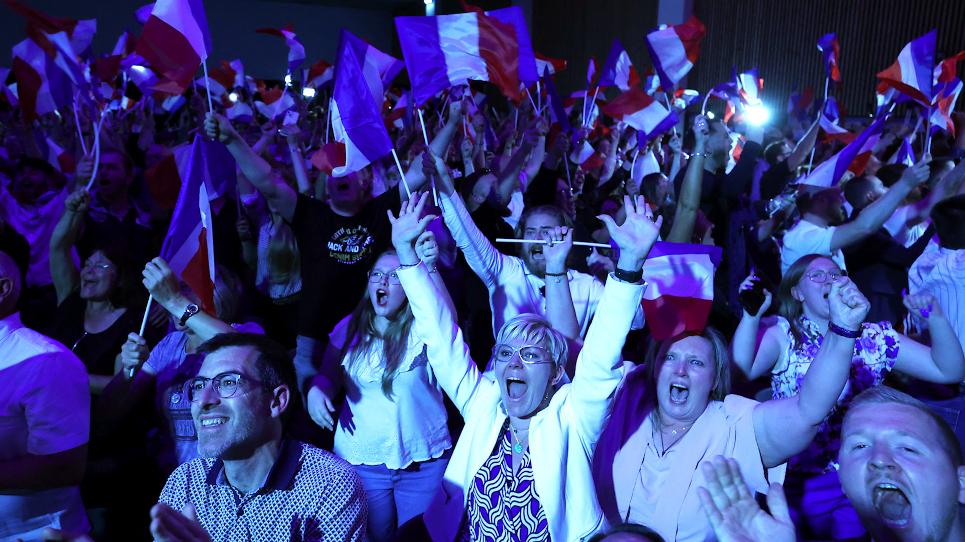 Tổng thống Pháp nhận đòn choáng váng từ phe cực hữu trong vòng 1 bầu cử quốc hội- Ảnh 1.