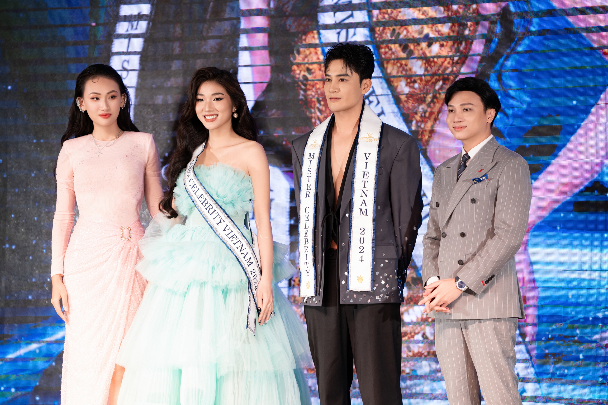 Avslöjar två ansikten som representerar Vietnam i tävlingen 'Miss & Mister Celebrity International 2024' - Foto 1. Lộ diện 2 gương mặt đại diện Việt Nam tại cuộc thi 'Miss & Mister Celebrity International 2024'- Ảnh 1.