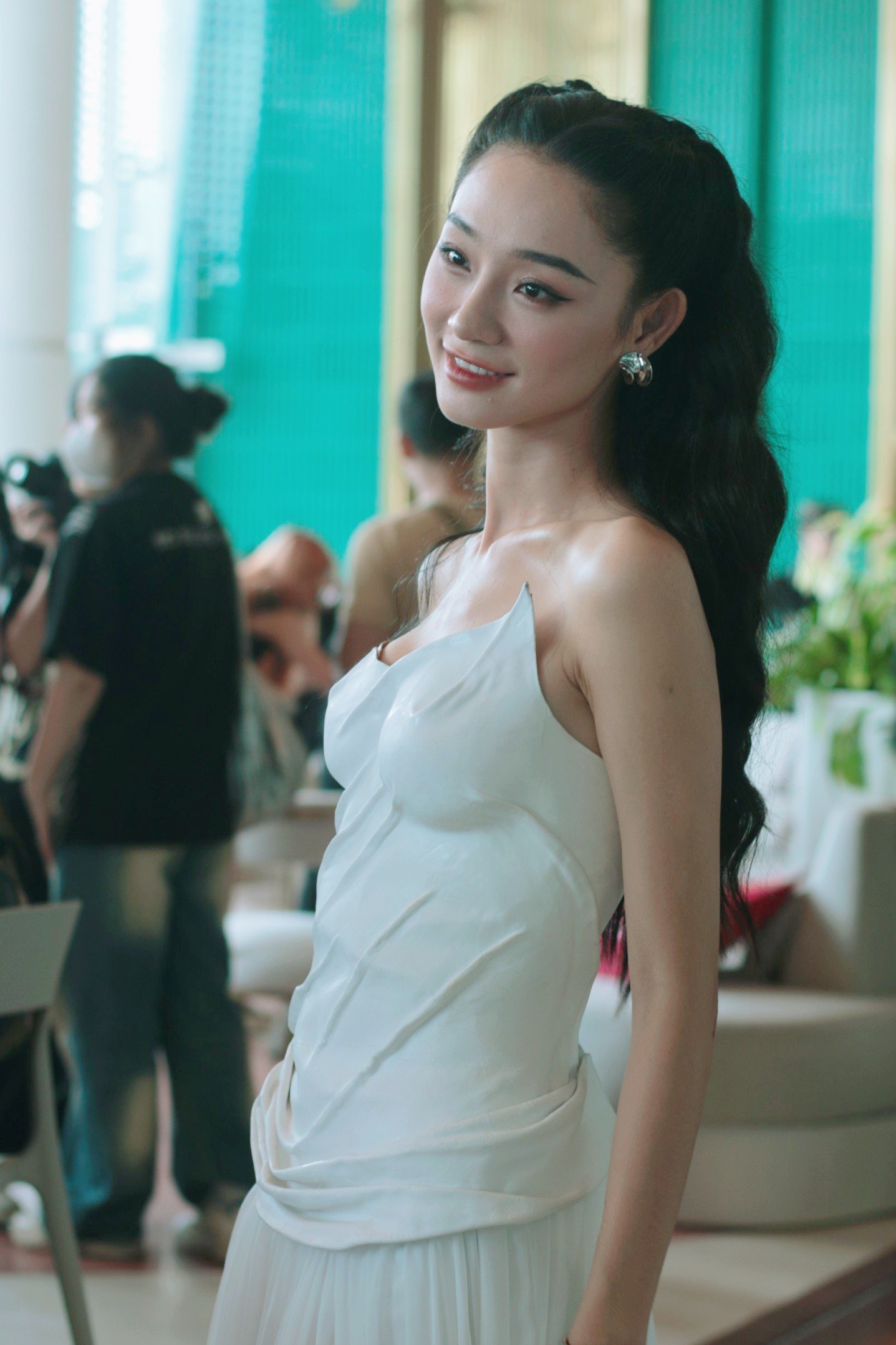 Diện mạo mới của Hoa hậu Kỳ Duyên trong ngày sơ khảo Miss Universe Vietnam - Ảnh 2.