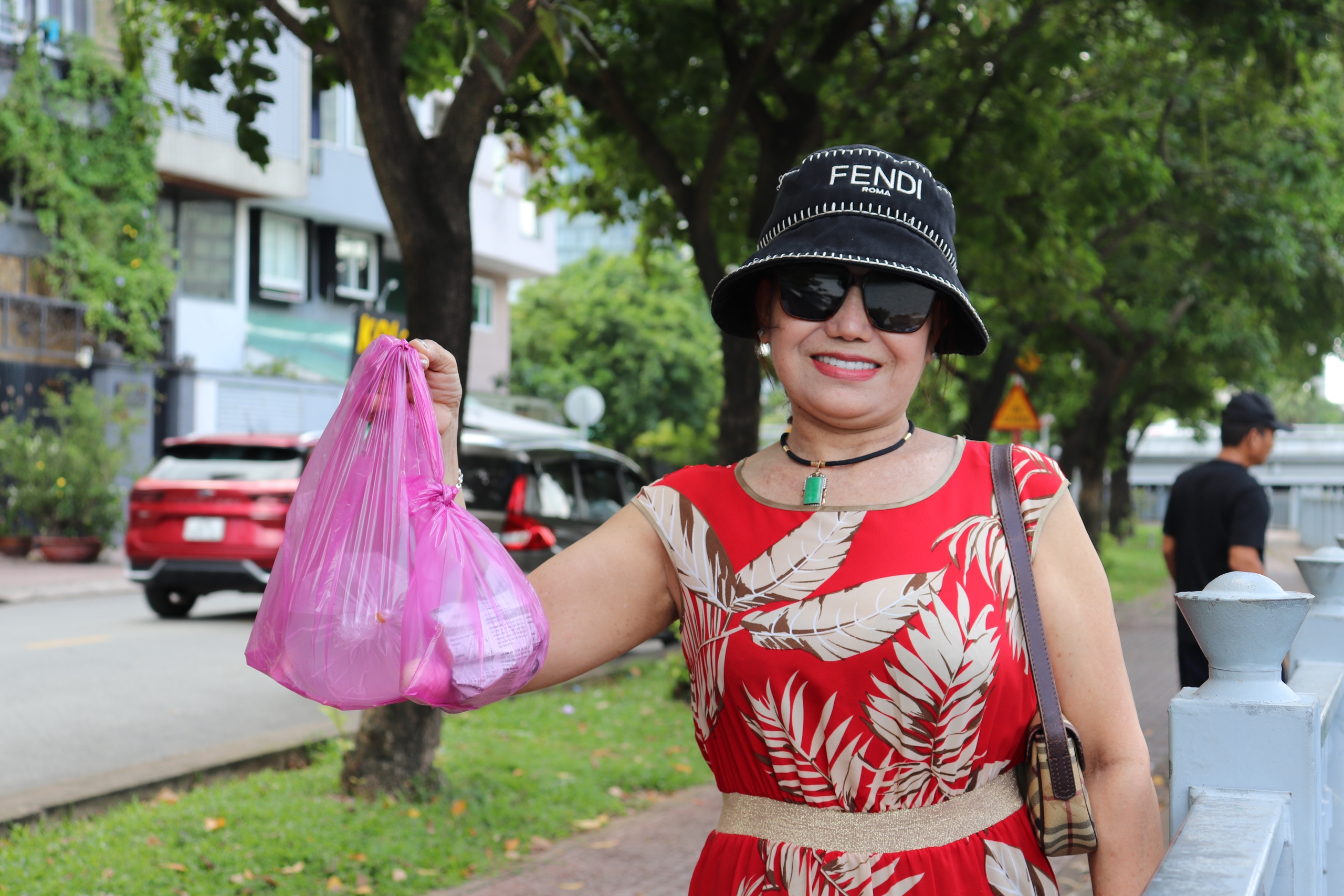 Lênh đênh cuộc sống thương hồ giữa Sài Gòn: Đã nghĩ lên bờ bán nhưng không thể, vì...- Ảnh 4.