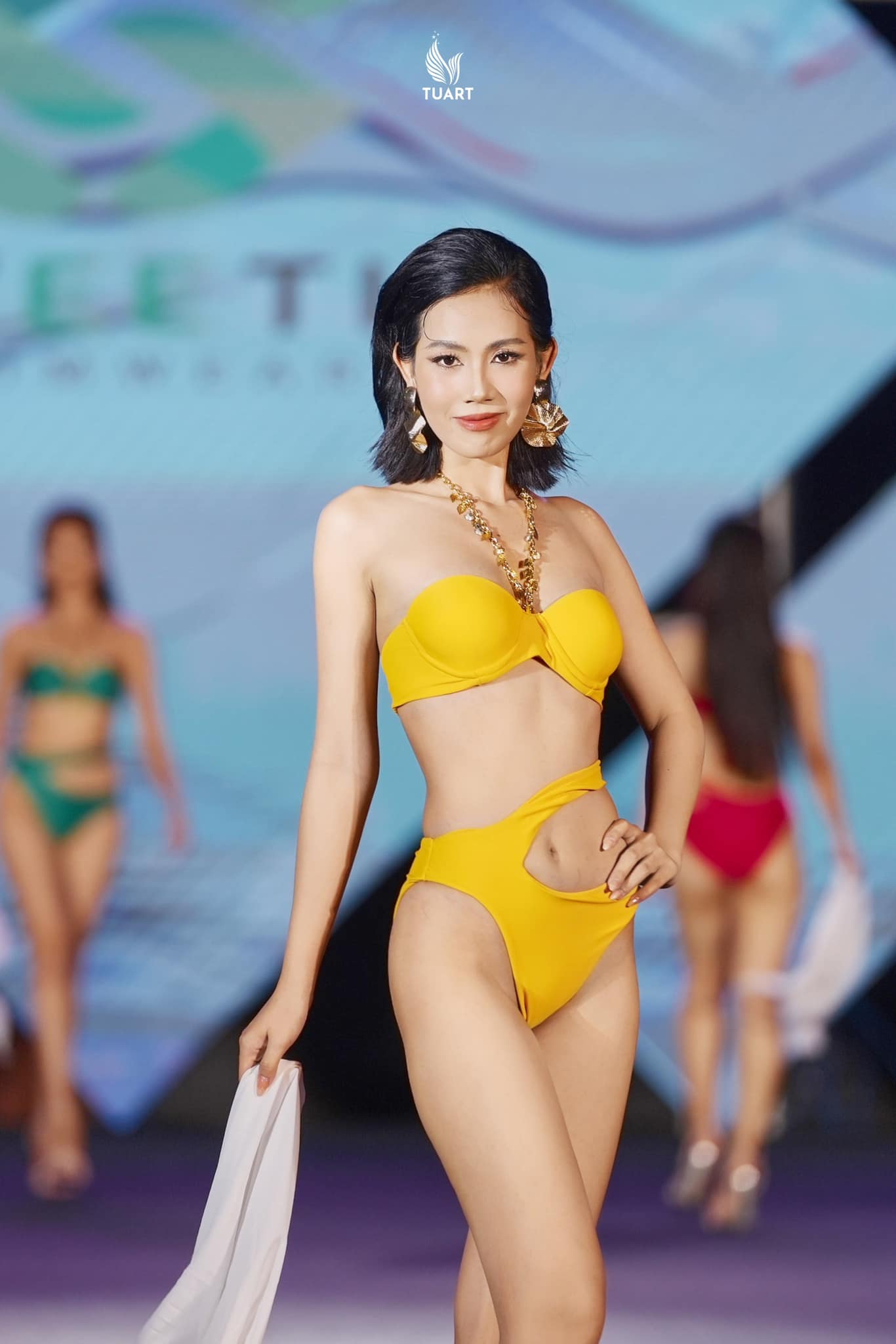 Thí sinh Hoa hậu Du lịch Việt Nam trình diễn bikini nóng bỏng- Ảnh 2.