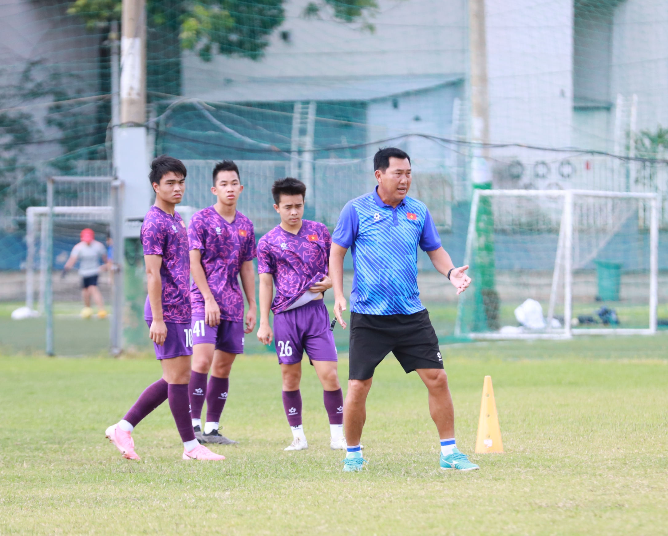 U.19 Việt Nam sang Indonesia chạm trán đội mạnh, không có tiền vệ Việt kiều- Ảnh 1.