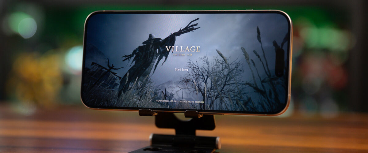 Resident Evil 7 na iPhonu je naprostý propadák - Foto 1. Resident Evil 7 trên iPhone thảm bại hoàn toàn- Ảnh 1.