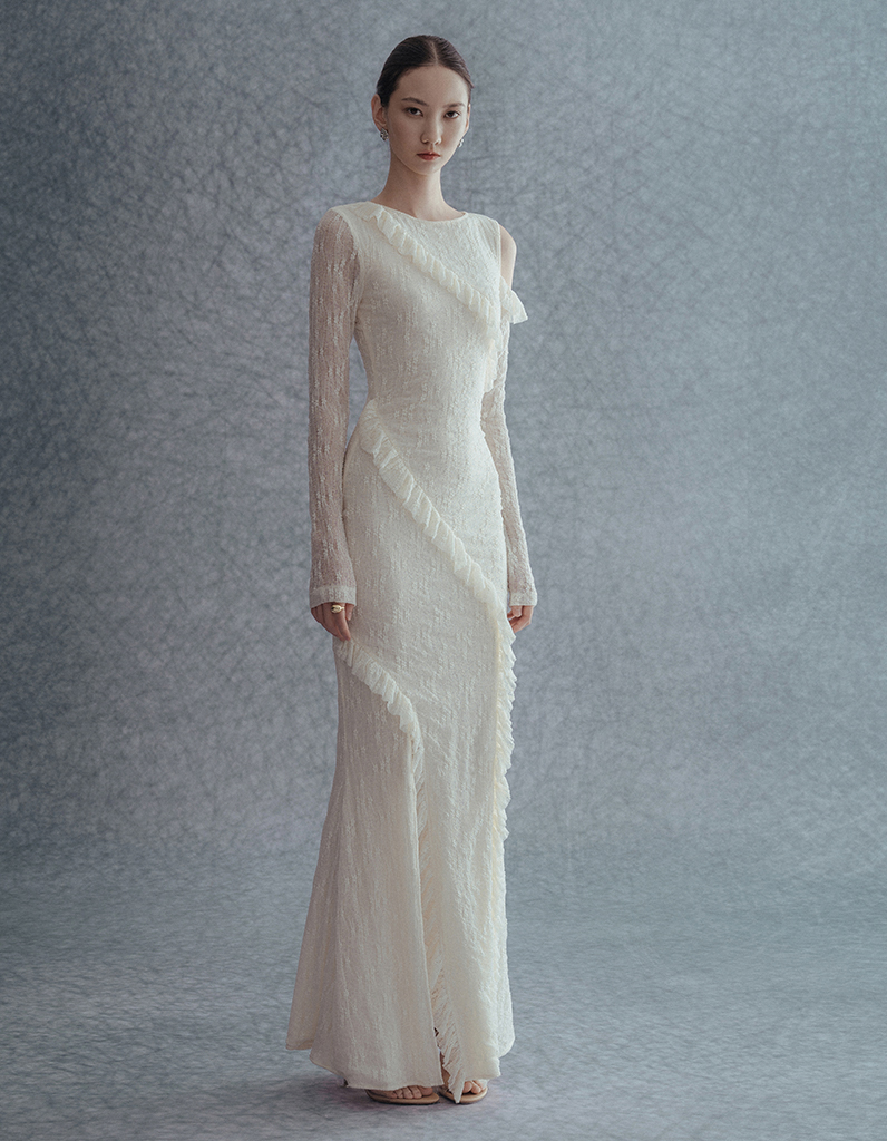 Η ασπρόμαυρη μόδα είναι εξαιρετικά ευέλικτη, εύκολη στη χρήση και εύκολη στην εμφάνιση - Φωτογραφία 3. Thời trang đen trắng cực linh hoạt, dễ mặc và dễ đẹp- Ảnh 3.