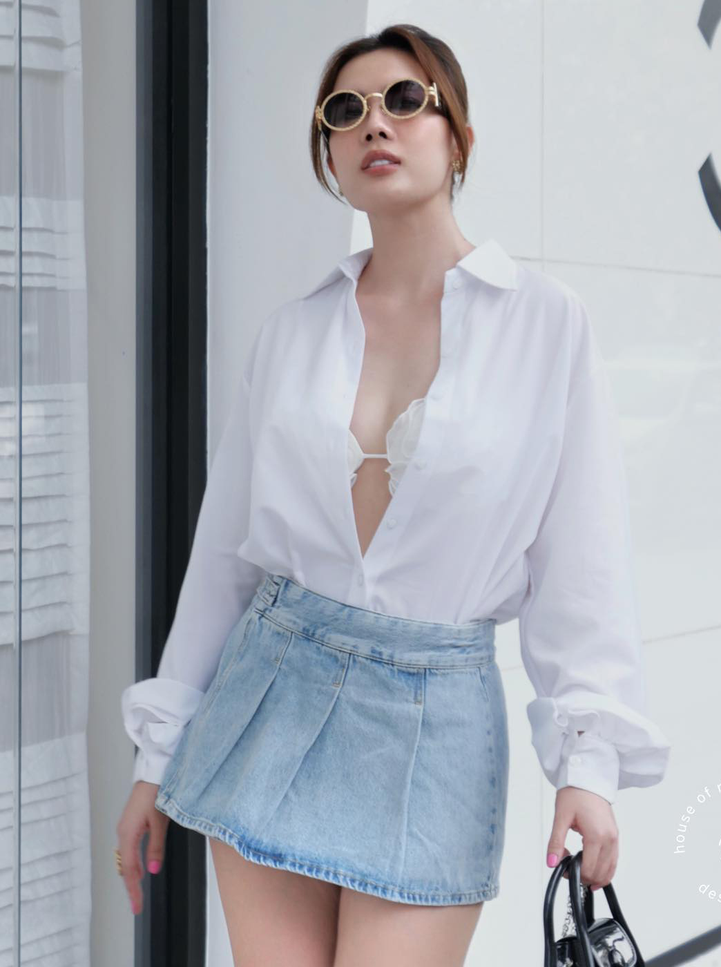 Szoknya fazonú, rövidített magasságú, bármilyen inggel kombinálható - 7. kép. Kiểu chân váy 'hack' chiều cao, phối được với mọi chiếc áo- Ảnh 7.