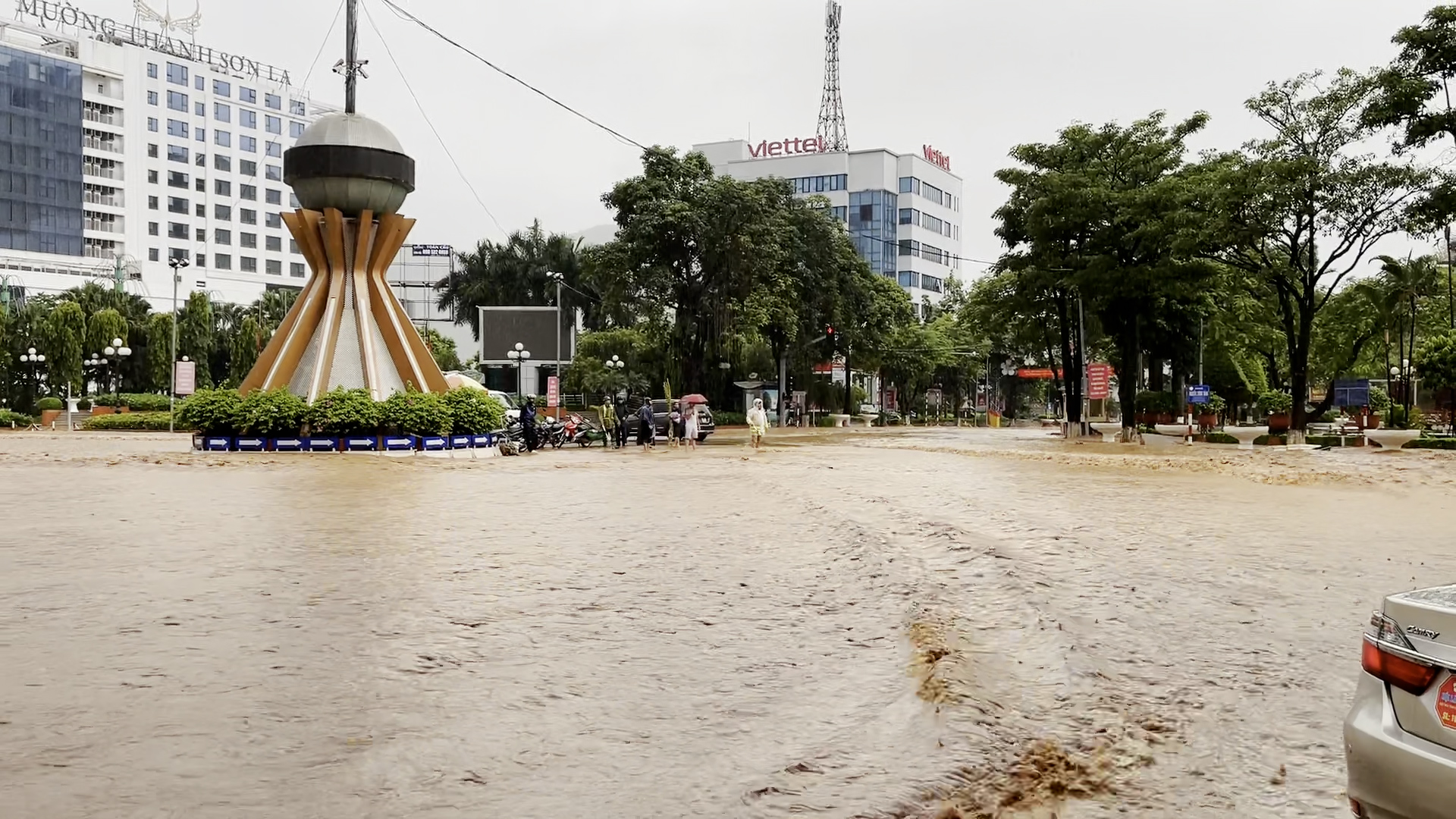 Lũ quét chết người ở Sơn La: ‘Chưa bao giờ thấy lũ to thế này’- Ảnh 1.