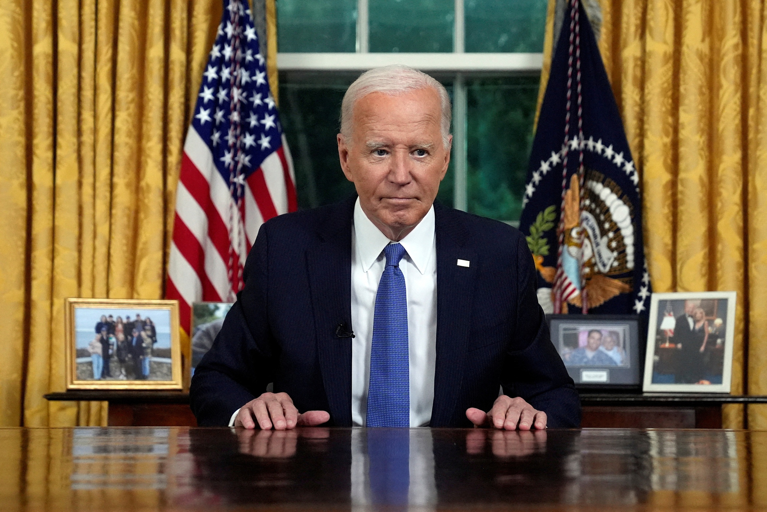 Từ Phòng Bầu dục, Tổng thống Biden nói chuyện 'truyền đuốc'- Ảnh 1.