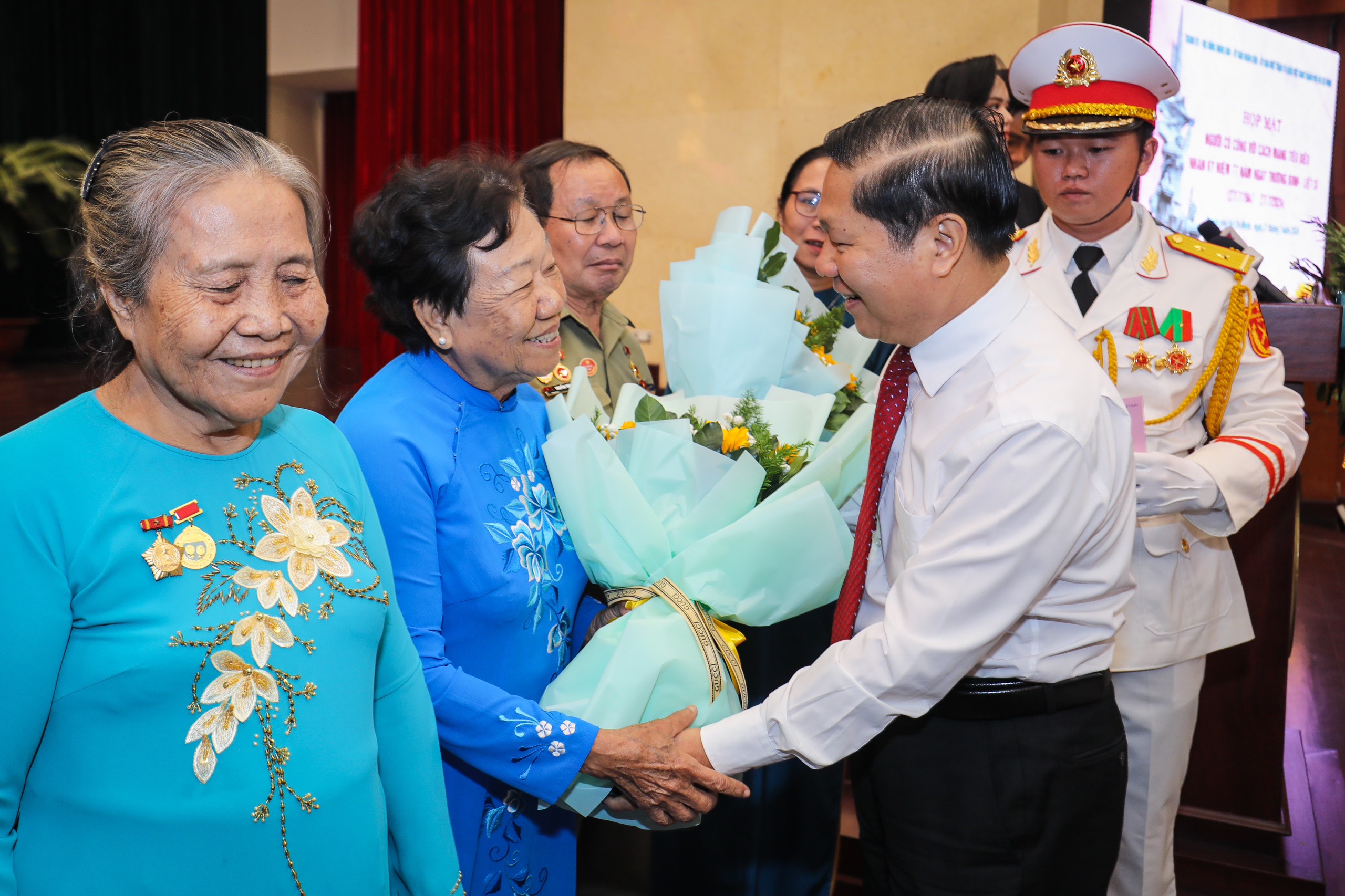 77 năm ngày Thương binh - Liệt sĩ: 'Mẹ ơi, ngày mai con đi bộ đội'- Ảnh 12.