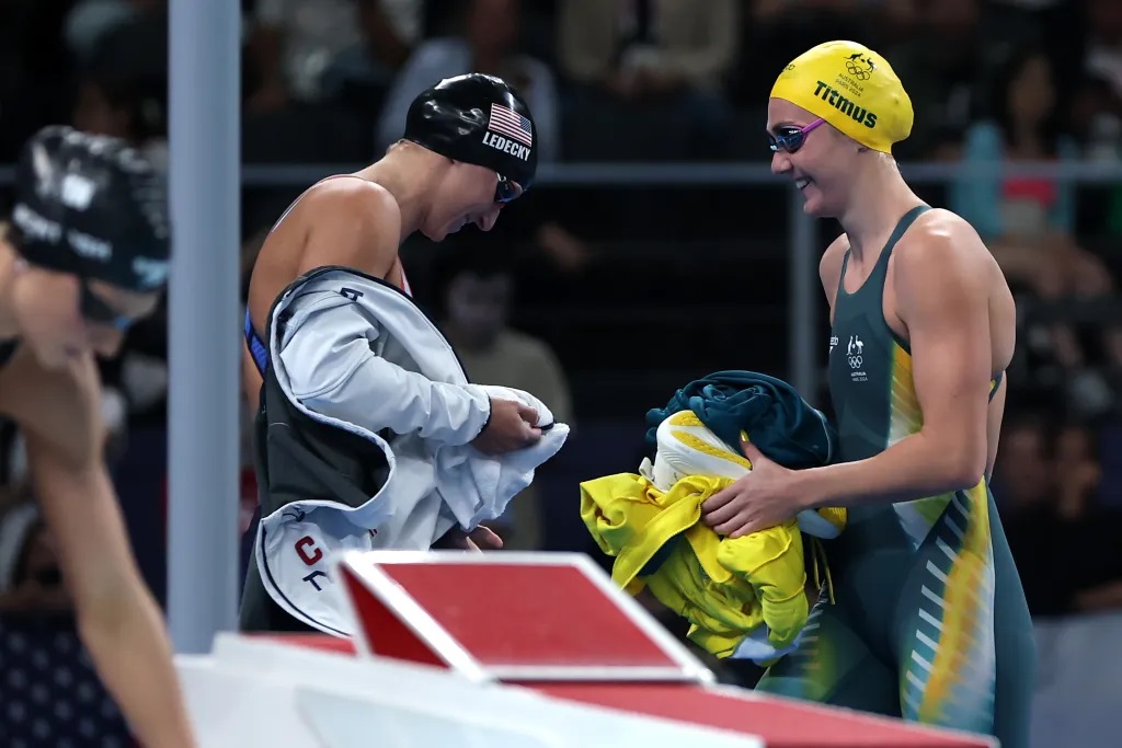 Soi ‘chiêu trò’ của kình ngư Úc Titmus trước cuộc đấu với huyền thoại Katie Ledecky ở Olympic- Ảnh 1.