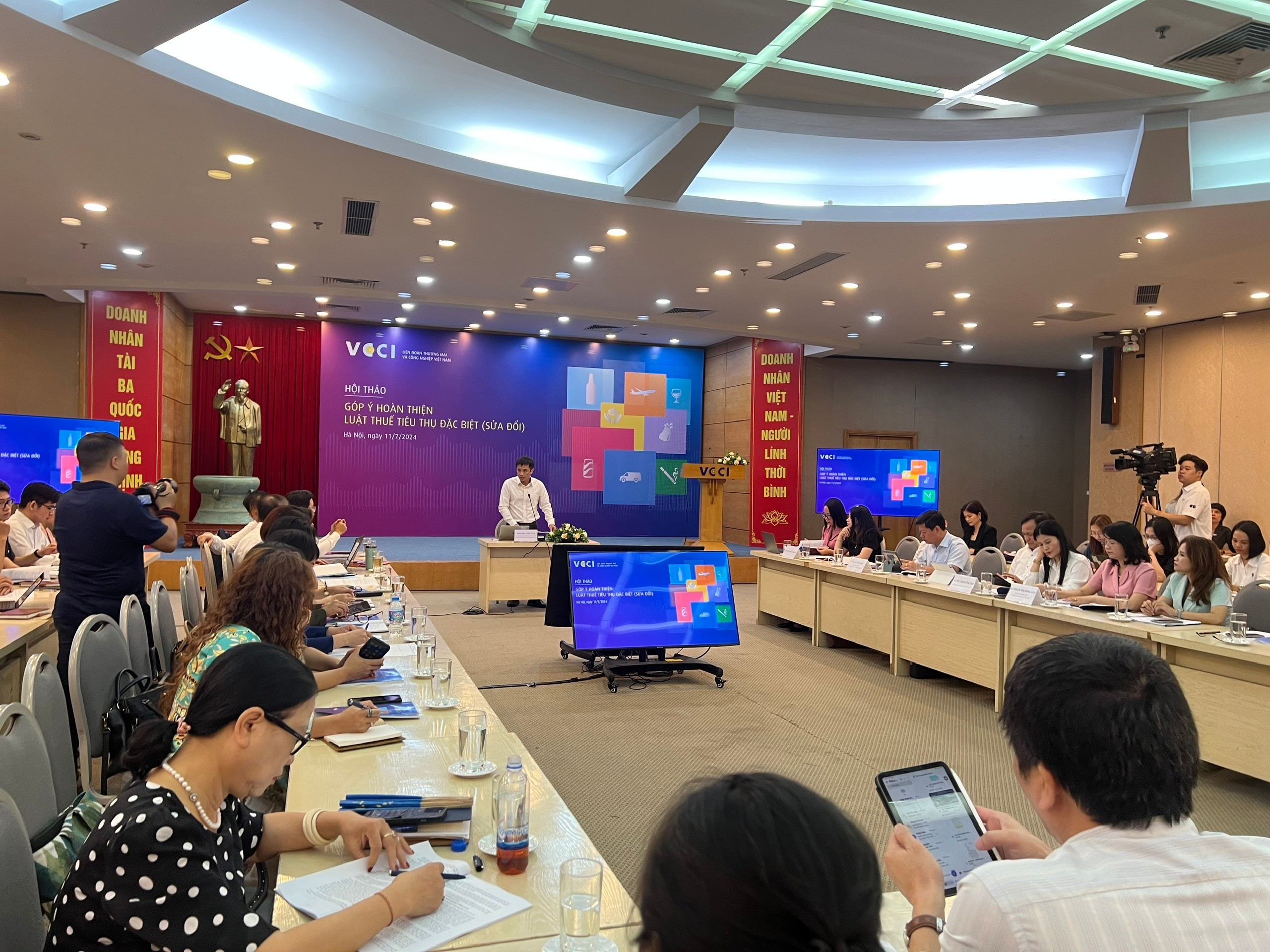 Thuế hỗn hợp thuốc lá: Xu hướng tất yếu để cân bằng sức khỏe và kinh tế- Ảnh 1. Thuế hỗn hợp thuốc lá: Xu hướng tất yếu để cân bằng sức khỏe và kinh tế- Ảnh 1.