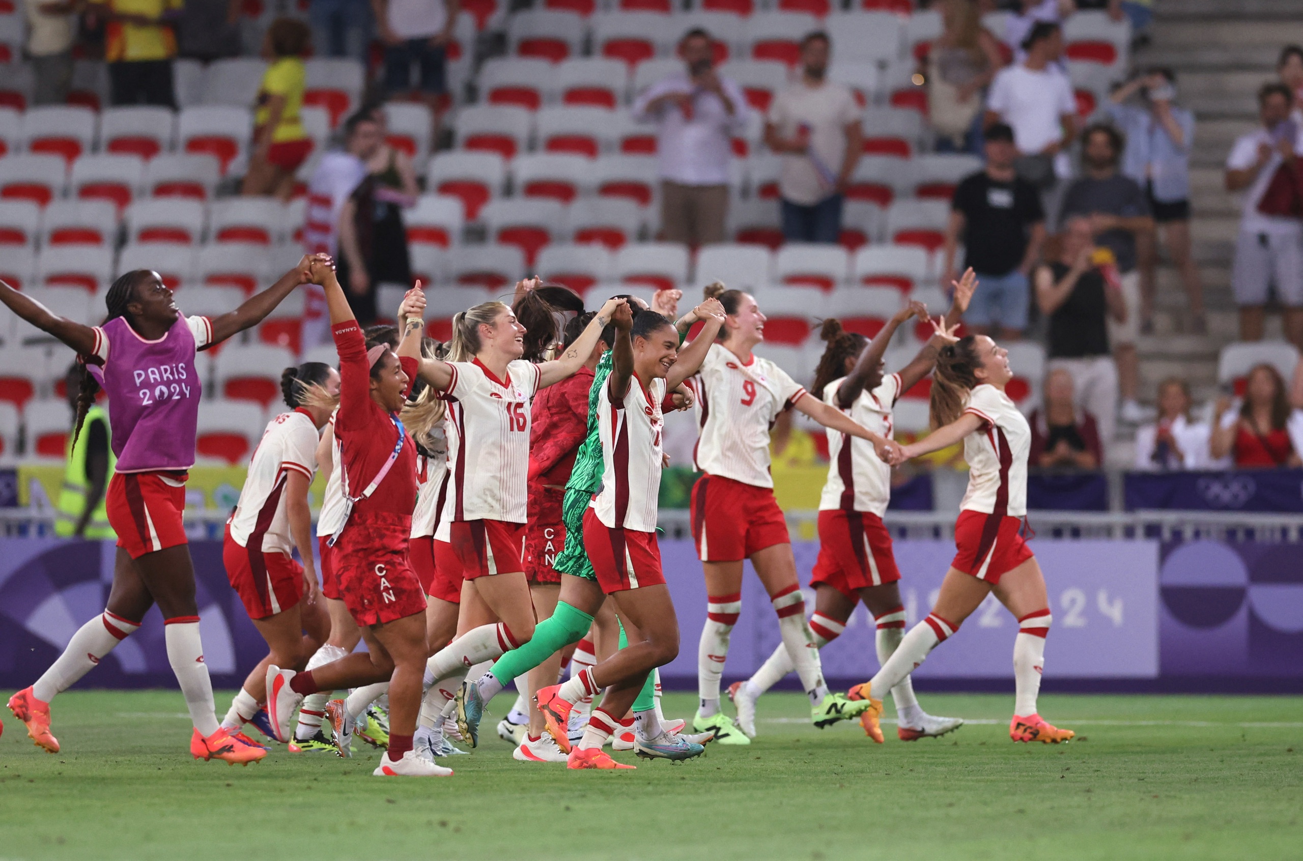 Xác định 8 đội vào tứ kết bóng đá nữ Olympic 2024: Canada vượt ải thần kỳ- Ảnh 2.