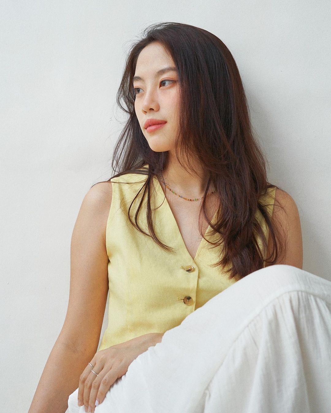 Habillez-vous pour la journée avec du lin - Photo 2. Mặc đẹp xuống phố với linen- Ảnh 2.