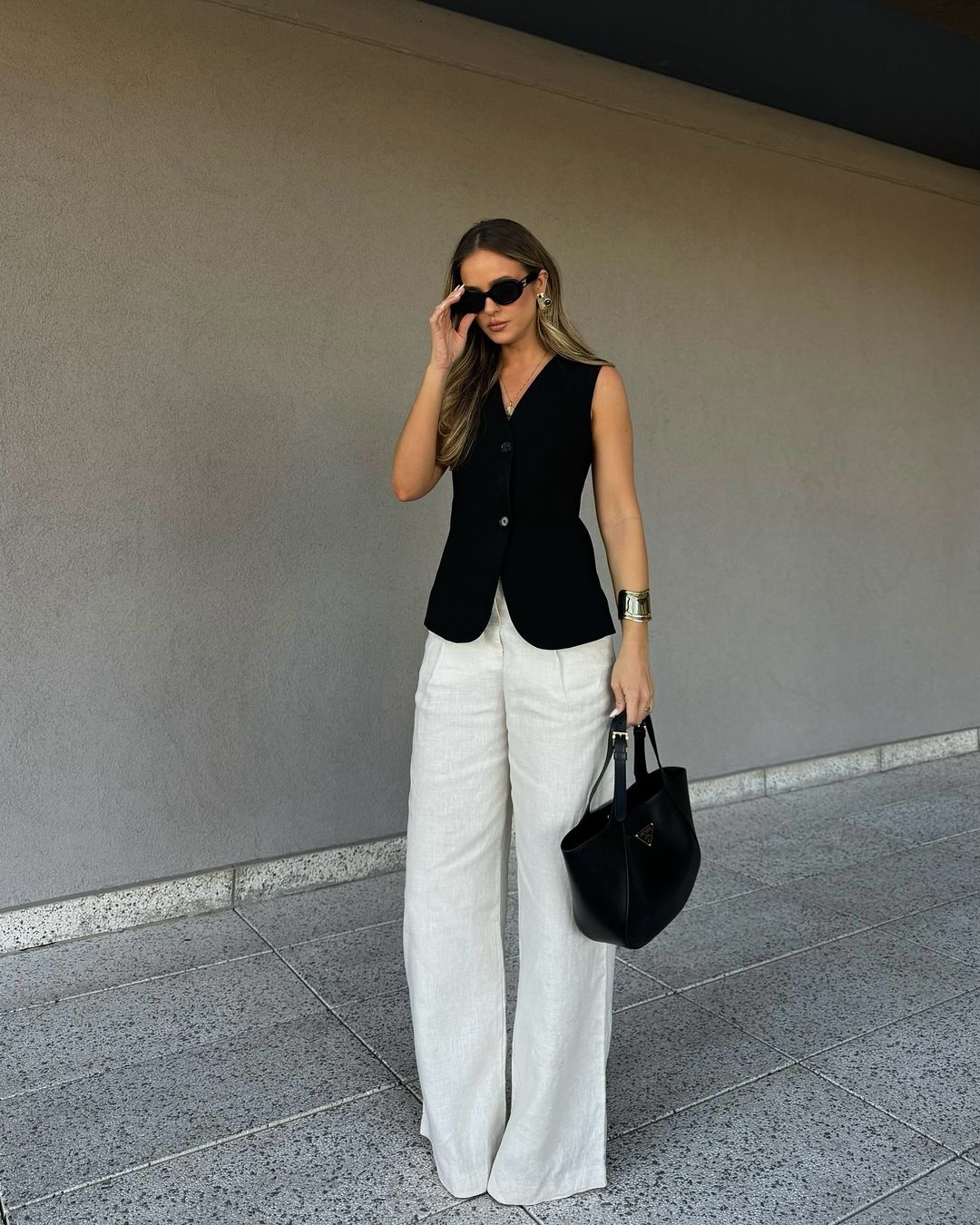 Habillez-vous pour la journée avec du lin - Photo 4. Mặc đẹp xuống phố với linen- Ảnh 4.