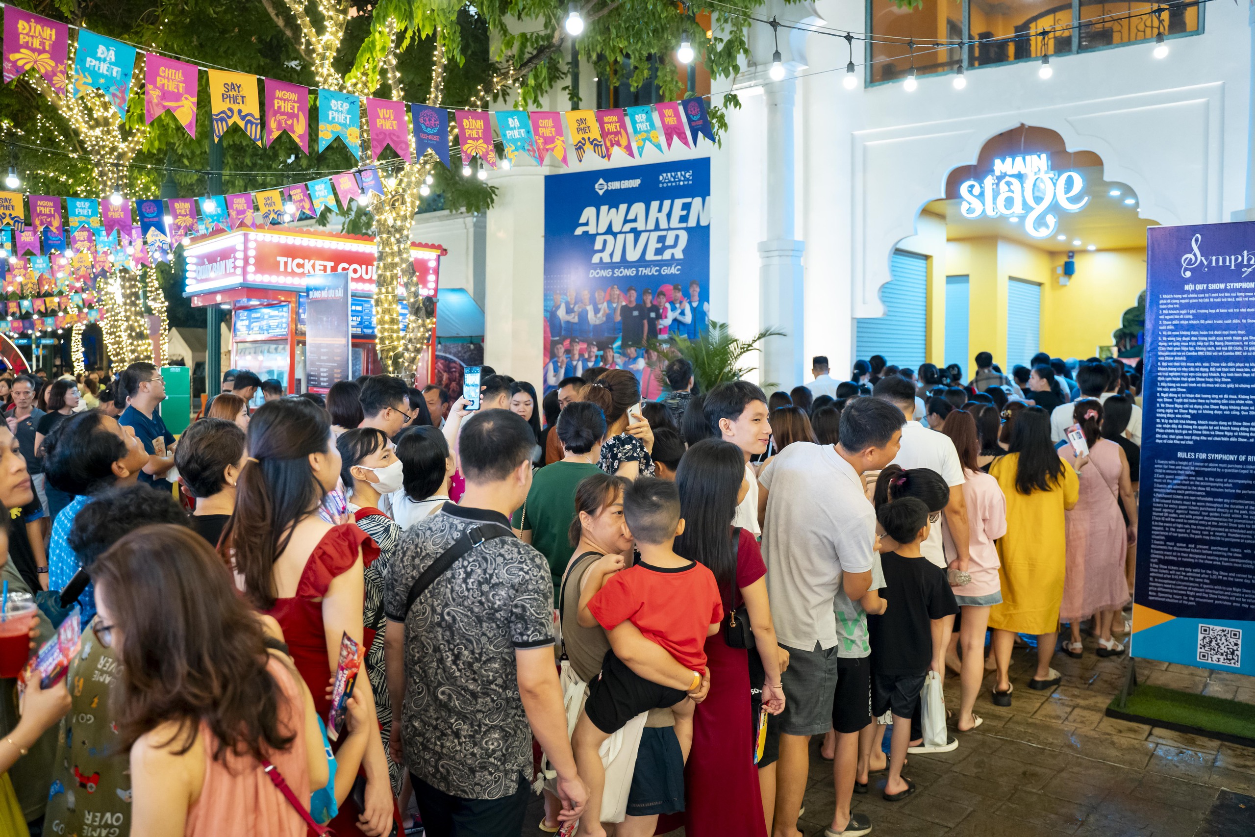 Choáng ngợp show diễn nối dài của Lễ hội pháo hoa quốc tế Đà Nẵng- Ảnh 8.