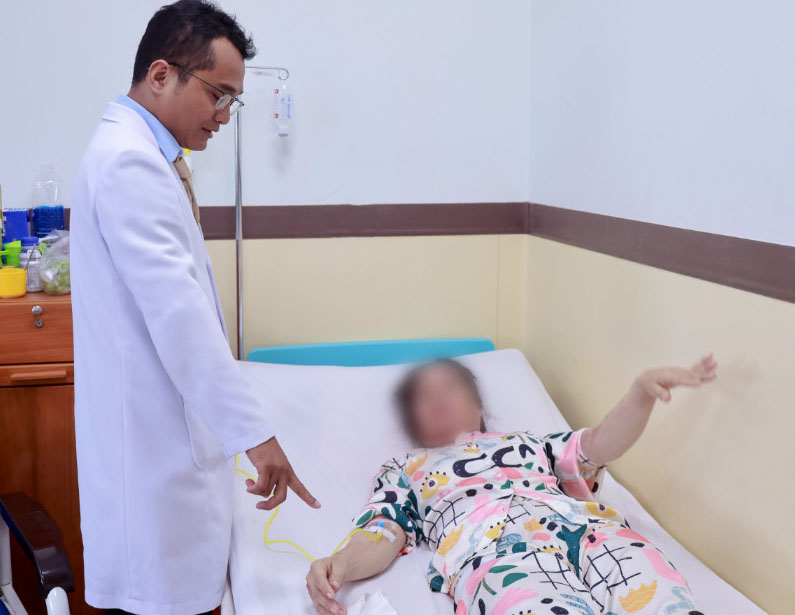 Đột nhiên chóng mặt rồi đột quỵ, liệt nửa người- Ảnh 1. Đột nhiên chóng mặt rồi đột quỵ, liệt nửa người- Ảnh 1.
