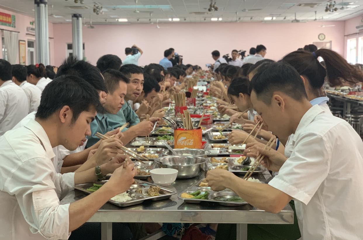 Những ai được công đoàn tặng quà 1,3 triệu đồng dịp tết Nguyên đán 2026?- Ảnh 2. Những ai được công đoàn tặng quà 1,3 triệu đồng dịp tết Nguyên đán 2026?- Ảnh 2.