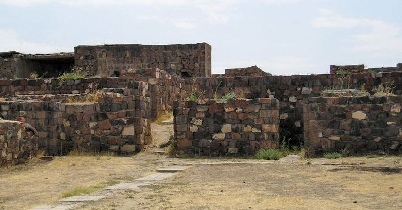 Tempat wisata menarik di ibu kota Yerevan, Armenia - Foto 5. Những điểm tham quan hấp dẫn tại thủ đô Yerevan của Armenia- Ảnh 5.