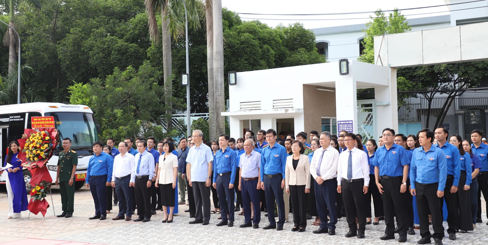 Những người góp phần nâng cao nhận thức người trẻ về vấn đề thời sự đất nước  - Ảnh 5.