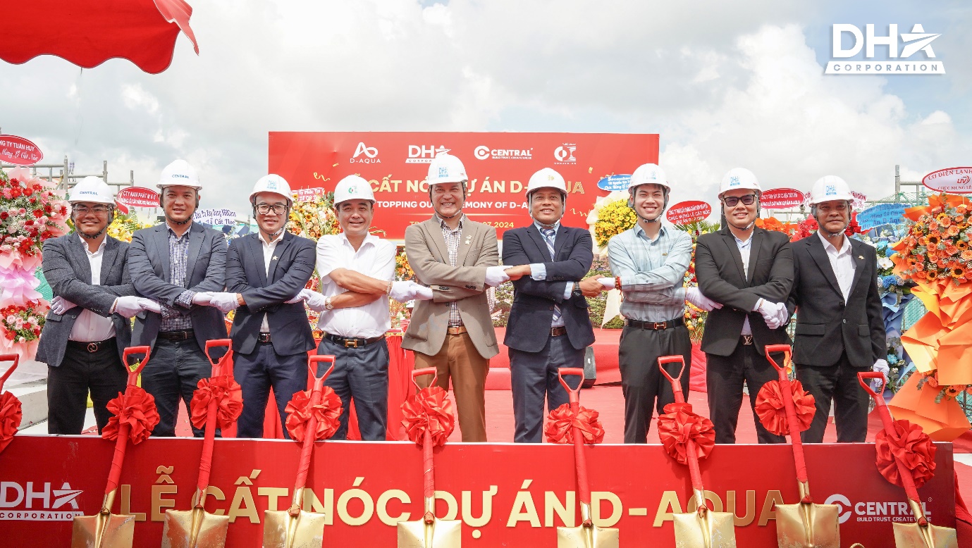 Dự án D-Aqua Quận 8 chính thức cất nóc- Ảnh 1.