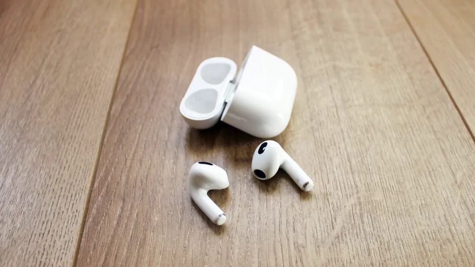 Apple cải thiện chất lượng cuộc gọi trên AirPods