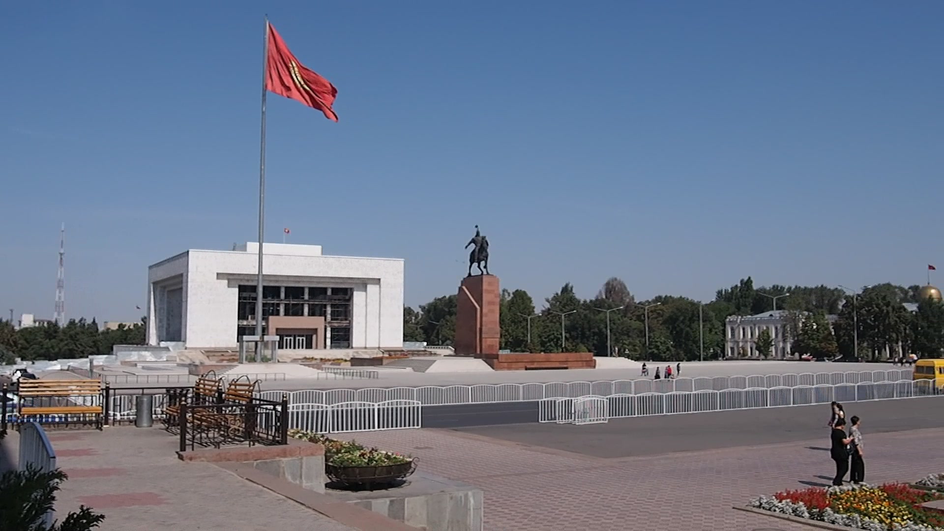 Tìm hiểu văn hóa tại Kyrgyzstan qua 5 địa điểm du lịch này- Ảnh 4. Tìm hiểu văn hóa tại Kyrgyzstan qua 5 địa điểm du lịch này- Ảnh 4.