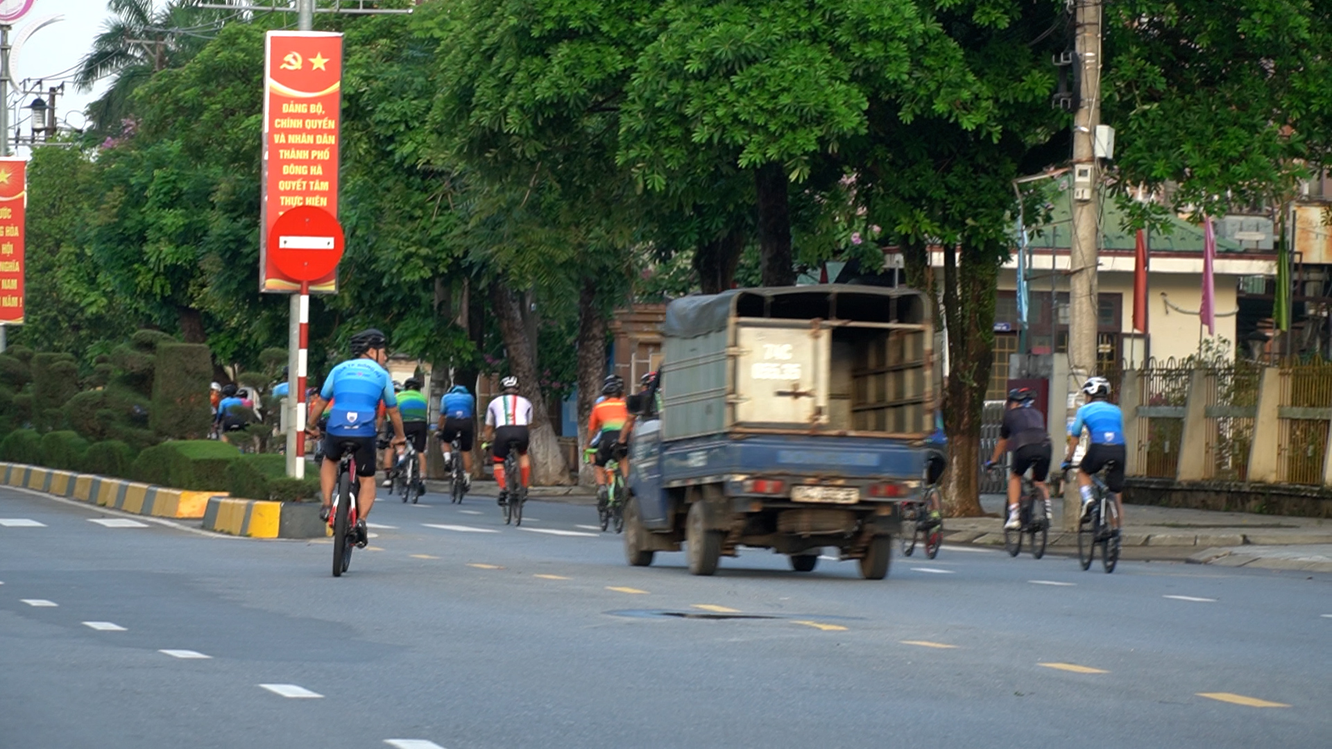 Làn riêng cho xe đạp ở Việt Nam: Vì sao khó nhân rộng?- Ảnh 6.