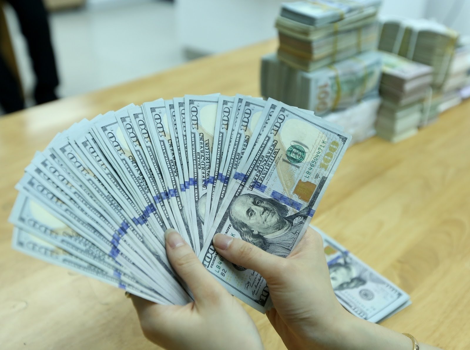 Giá USD hôm nay 25.3.2025: - Ảnh 1.