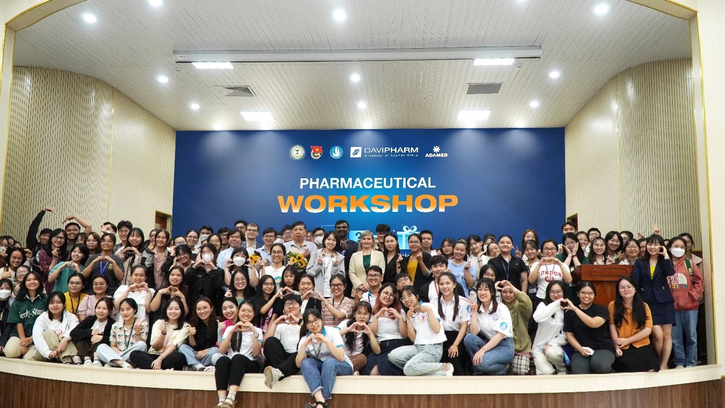 Davipharm cam kết phát triển nhân lực xuất sắc ngành dược phẩm- Ảnh 4. Davipharm cam kết phát triển nhân lực xuất sắc ngành dược phẩm- Ảnh 4.