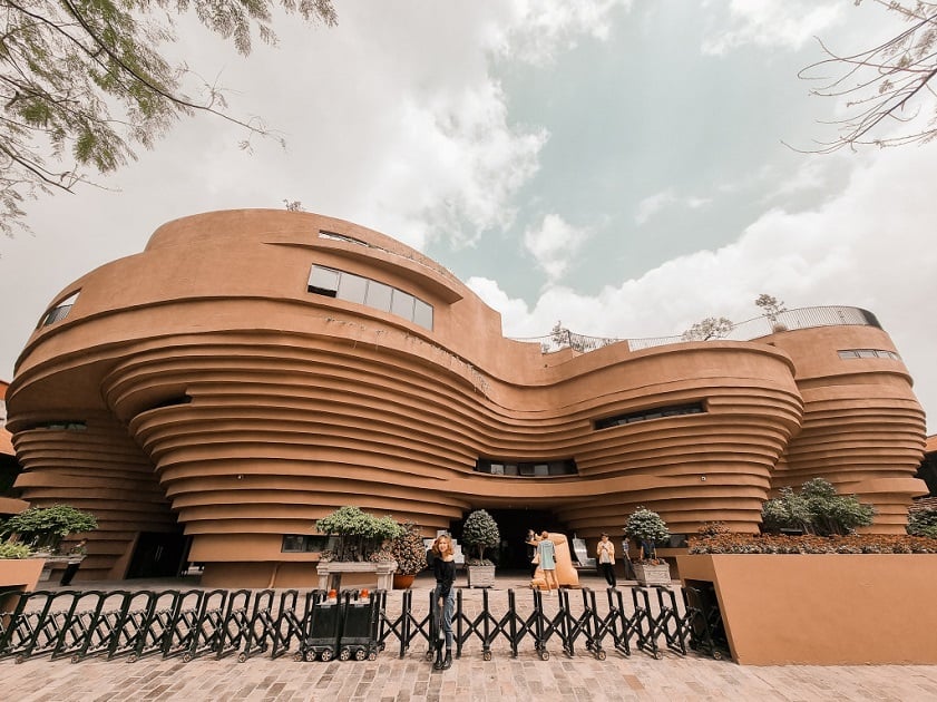 ຮຽນຮູ້ປະຫວັດສາດແລະວັດທະນະທໍາຈາກຫໍພິພິທະພັນທີ່ມີຊື່ສຽງໃນນະຄອນຫຼວງຮ່າໂນ້ຍ - ຮູບພາບ 4. Tìm hiểu văn hóa lịch sử từ những bảo tàng nổi tiếng tại thủ đô Hà Nội- Ảnh 4.