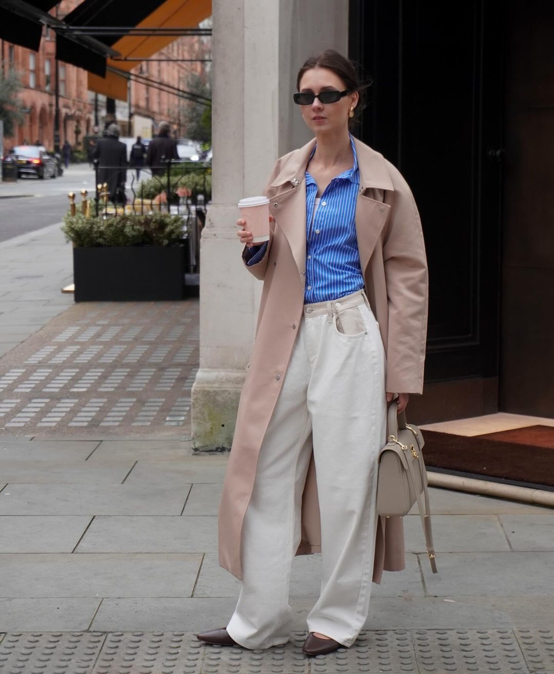 Byxorna som passar till alla stilar, du kan inte missa dem - Bild 7. Chiếc quần dài 'cân' được mọi phong cách, bạn không thể bỏ qua- Ảnh 7.