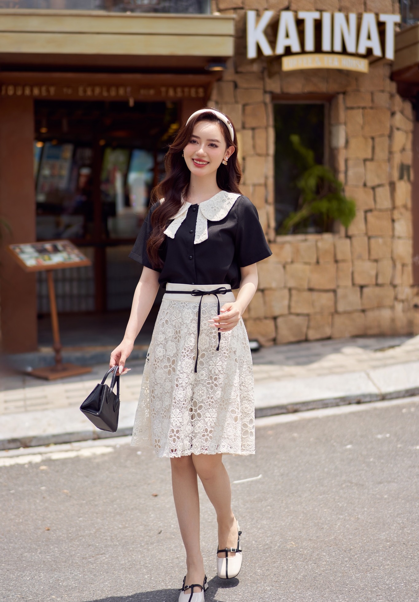 កំណត់រូបភាពនារីដ៏ប្រណិតជាមួយនឹងម៉ូដចរ - រូបថត ៨. Định nghĩa hình ảnh quý cô sang trọng với thời trang vải ren- Ảnh 8.