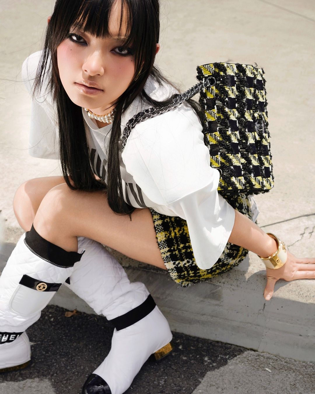 Будьте стильними, як справжня модниця, взувши чоботи - Фото 2. Sành điệu như fashionista chính hiệu nhờ diện giày boots- Ảnh 2.