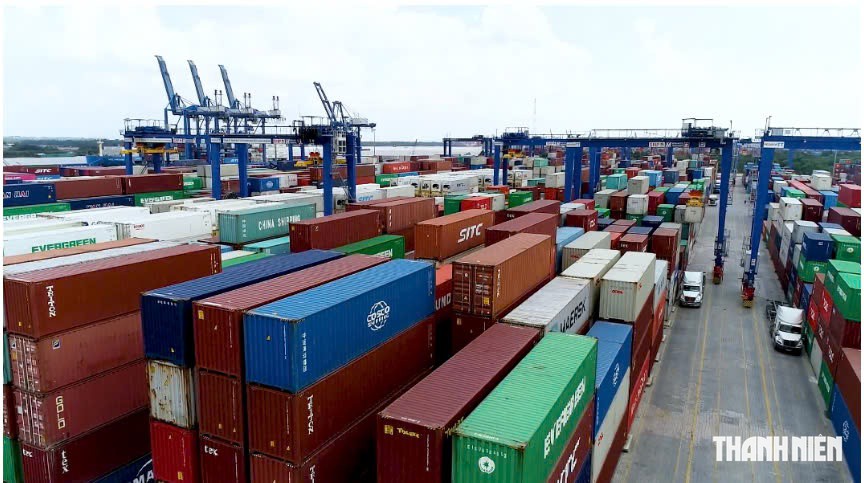 Xuất si&ecirc;u trở lại sau 9 th&aacute;ng li&ecirc;n tiếp nhập si&ecirc;u 'khủng' - Ảnh 1.