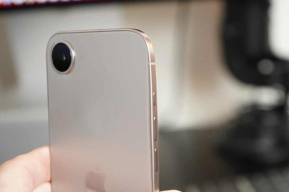 iPhone 17 Slim sẽ là chiếc iPhone kỳ lạ nhất của Apple- Ảnh 2. iPhone 17 Slim sẽ là chiếc iPhone kỳ lạ nhất của Apple- Ảnh 2.