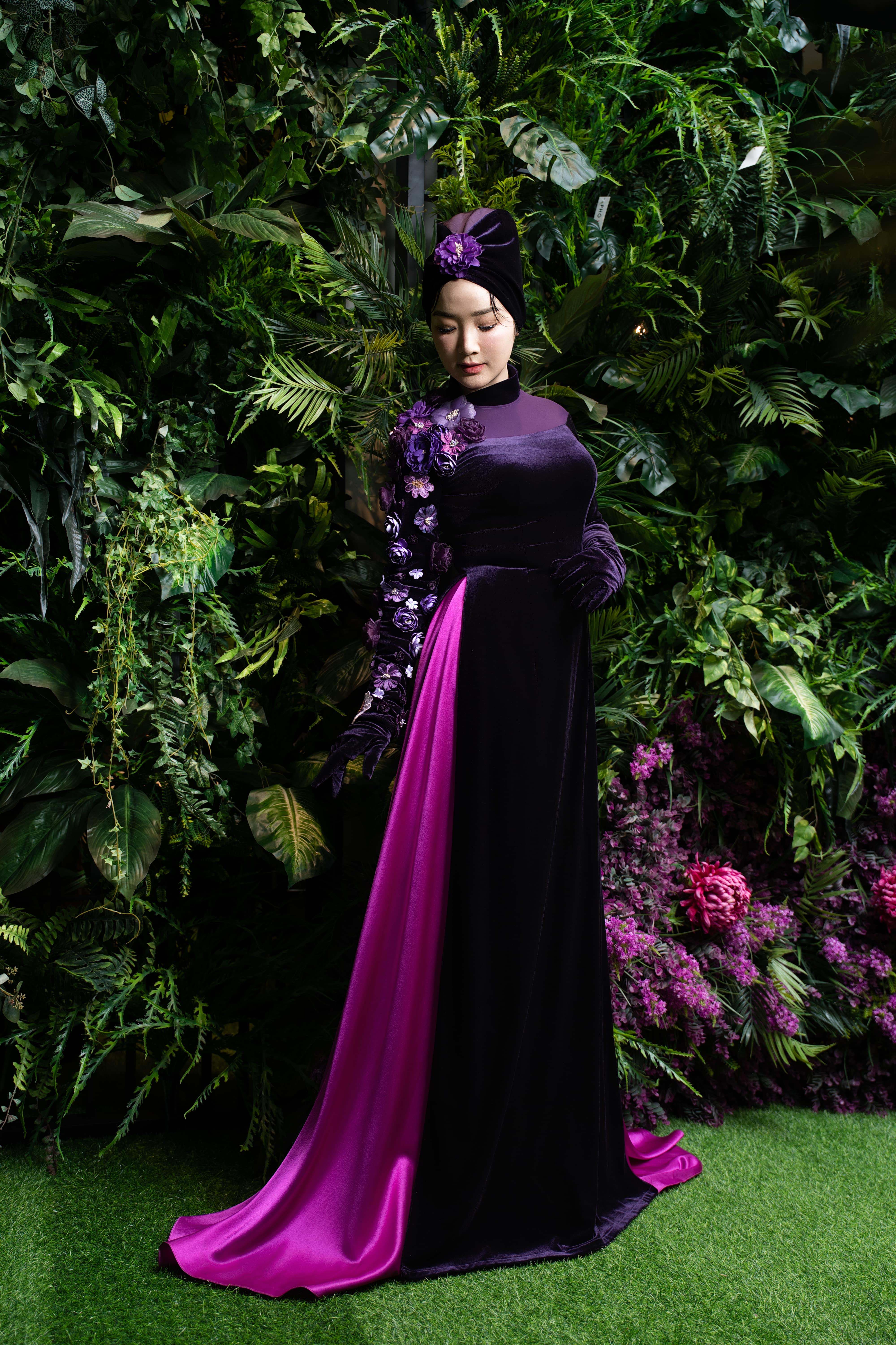 Bayan Giang My, Ao Dai'de zamansız güzelliğini sergiliyor - Fotoğraf 9. Hoa hậu Giáng My khoe nhan sắc không tuổi với áo dài- Ảnh 9.