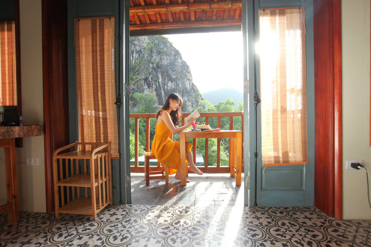 រមណីយដ្ឋានដែលមានទេសភាពដ៏ស្រស់ស្អាតនៅនិញប៊ិញ - រូបថតទី 1។ Những khu nghỉ dưỡng có view toàn cảnh 'đẹp như mơ' tại Ninh Bình- Ảnh 1.