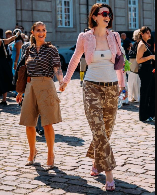 Kofta, ett oumbärligt plagg i höstgarderoben 2024 - Bild 3. Áo cardigan, món đồ không thể thiếu trong tủ đồ mùa thu 2024- Ảnh 3.