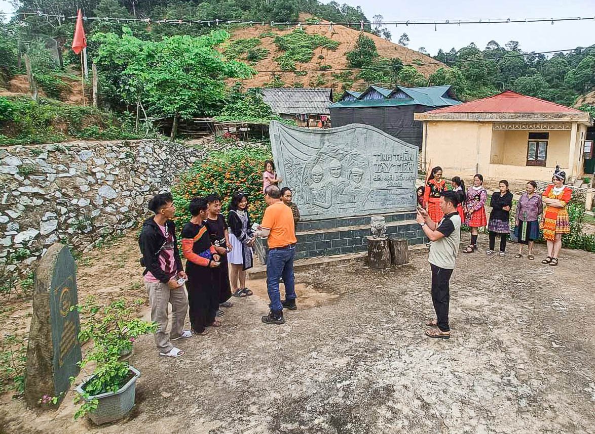 Ngược dòng sông Mã thăm 'Tây Tiến'- Ảnh 3. Ngược dòng sông Mã thăm 'Tây Tiến'- Ảnh 3.